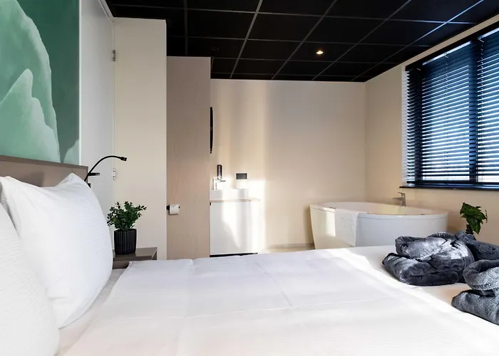 Ξενοδοχείο Otium 4*