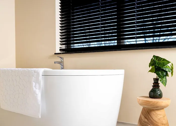 Otium 4* רוזנדאל